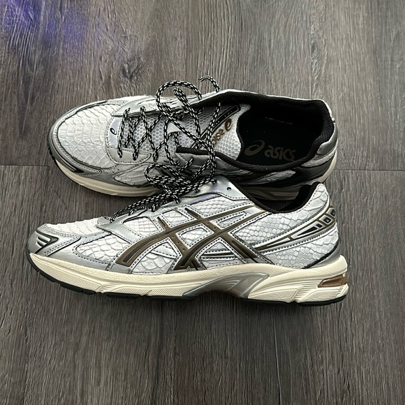 Asics Athletic Shoes in White and Black